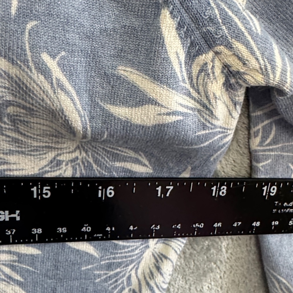 Marisa Christina Lg Blue Floral Embroidered Button-Front Top embellished silk bl - Picture 5 of 9